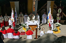 Festgottesdienst zum 1.000 Todestag des Heiligen Heimerads auf dem Hasunger Berg (Foto: Karl-Franz Thiede)